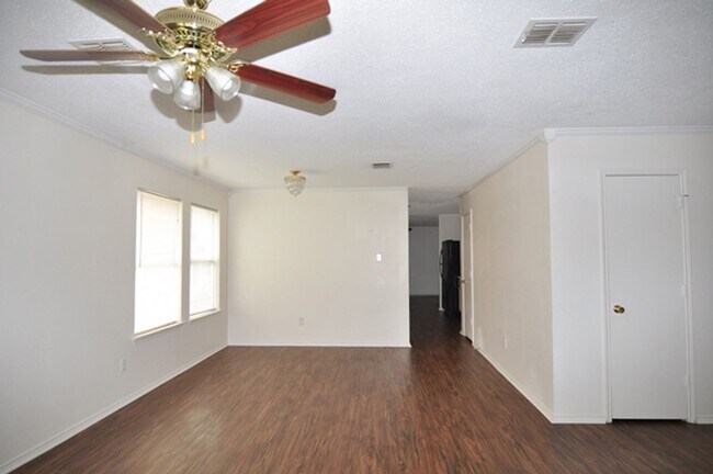 Photo - 2971 Celian Dr