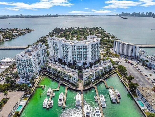 7900 Harbor Island Dr Unit 1408