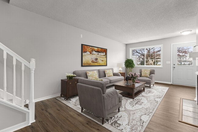 Photo - 17303 Wilderness Cir SE