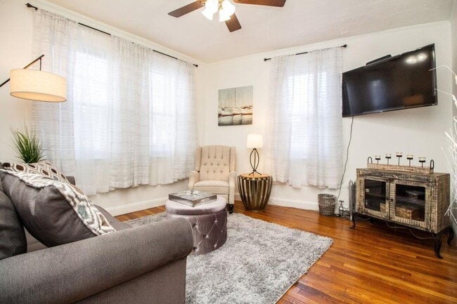 Photo - 1 bedroom in Brookline MA 02446 Unit 1