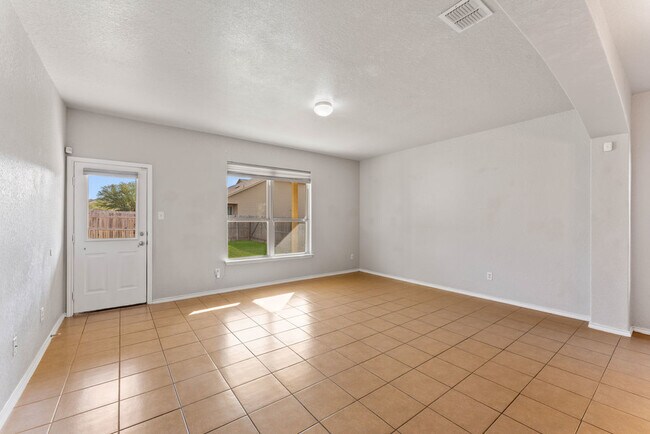 Photo - 5710 Abiding Way