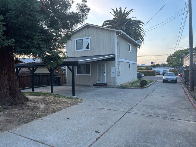 Photo - 544 Tehama Ave
