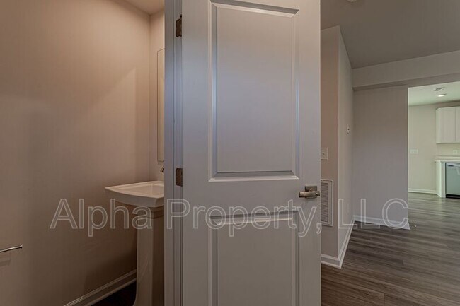 Photo - 3002 Oaksmere Dr