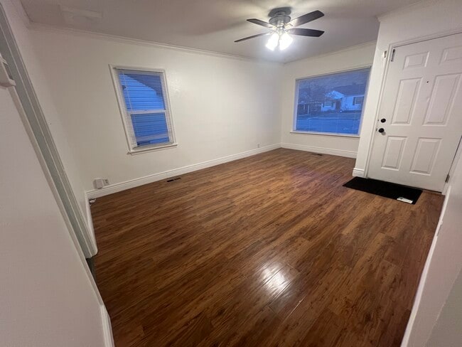 Upstairs Living Room - 196 S 1000 E