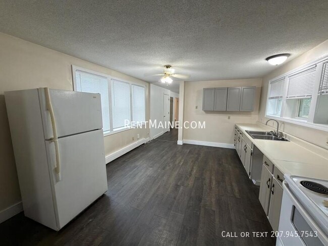 Photo - 12 Spring St Unidad Apt #1
