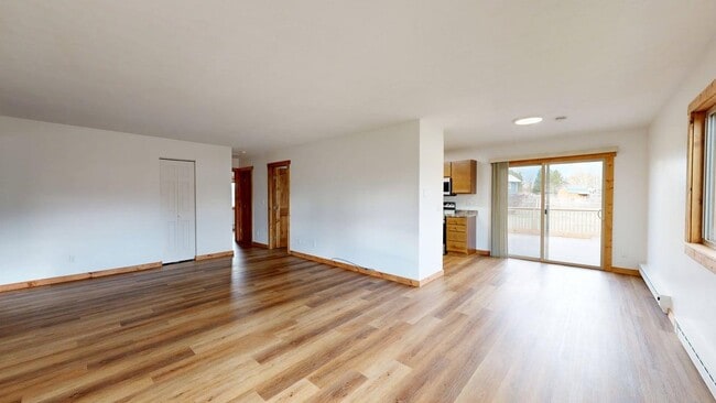 Photo - 1120 Tyro Ct