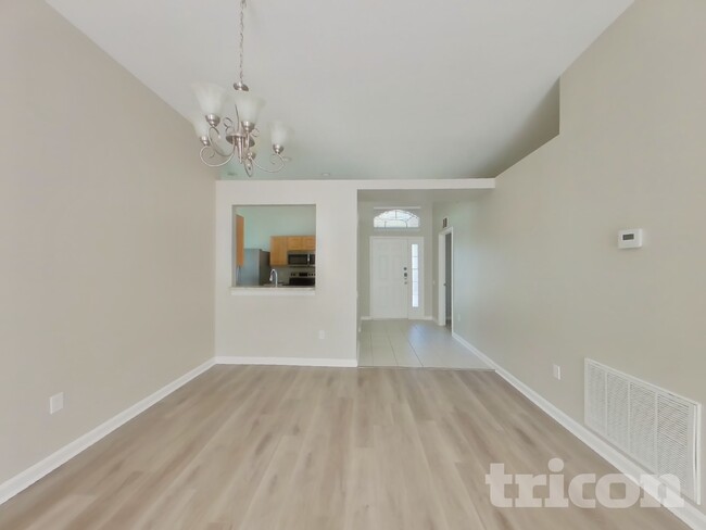 Photo - 7848 Mariners Harbour Dr