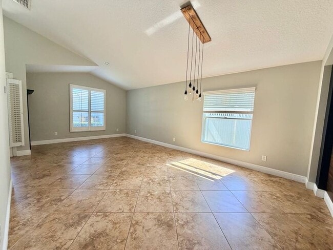 Photo - Modern Living Meets Prime Location with this Stunning 4/2!
