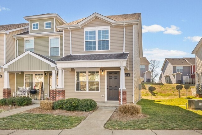 Photo - Beautiful 2 Bedroom 2 1/2 Bath Condo For Rent Near Beachaven Vineyard!