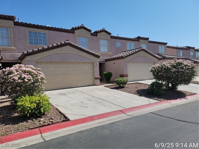 Photo - 2528 Sierra Bello Ave Townhome