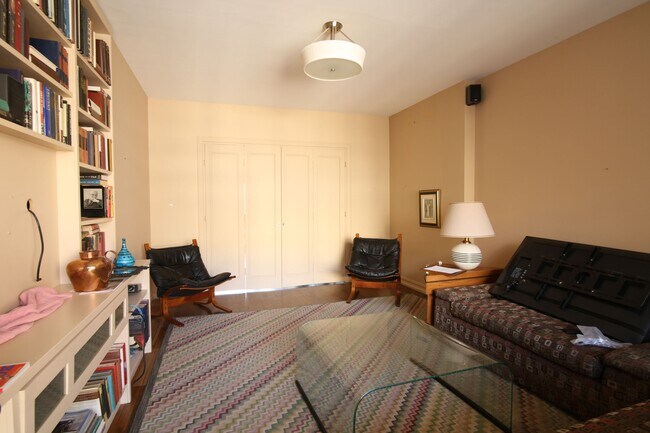 Photo - 3495 Rue de la Montagne Unit 901