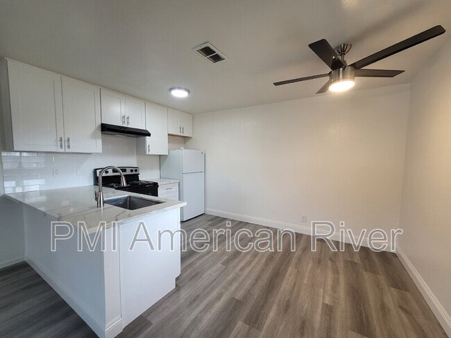 Photo - 2803 Norcade Cir