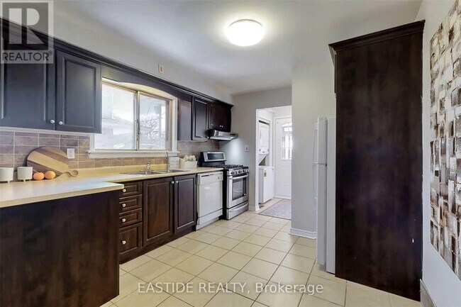 Photo - 131 Roywood Dr