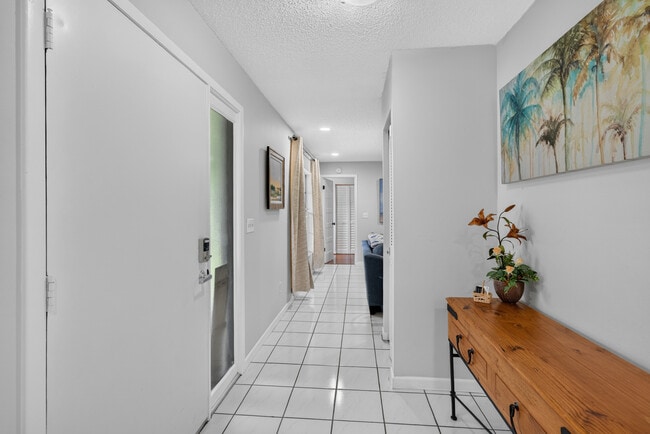 727 Gilda Dr