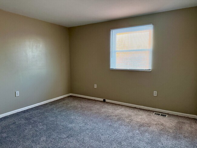 Photo - 241 Euclid Ave