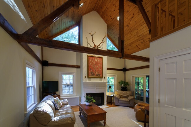 Photo - 45 Taconic Ave