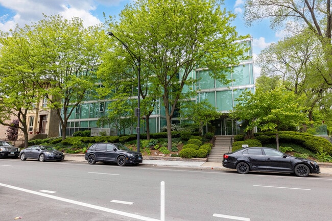 Building Photo - 3120 S Indiana Ave Unit 207