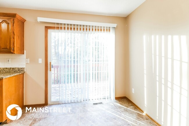 Photo - 2800 S Whitney Ave