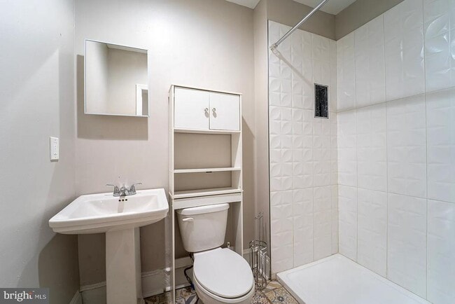 Photo - 225 S 49th St Unit 1