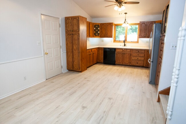 Photo - 538 Cottonwood Ave