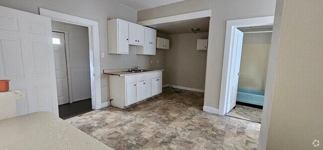 Building Photo - 1520 13th St Rental