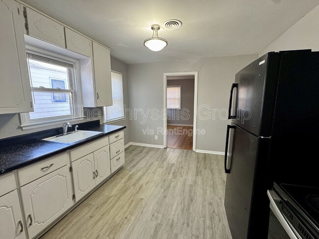 Photo - 307 Prairie St