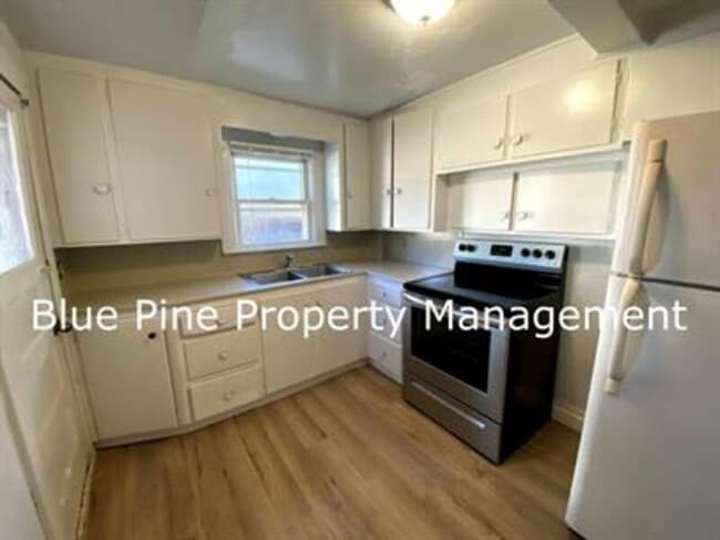 Photo - 252 N Shilling Ave Unit 1