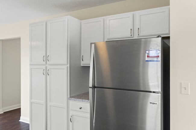 Photo - 1194 Troopers Xing