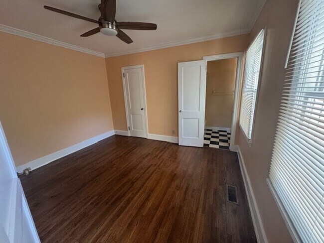 607 Edmondson Ave Unidad B