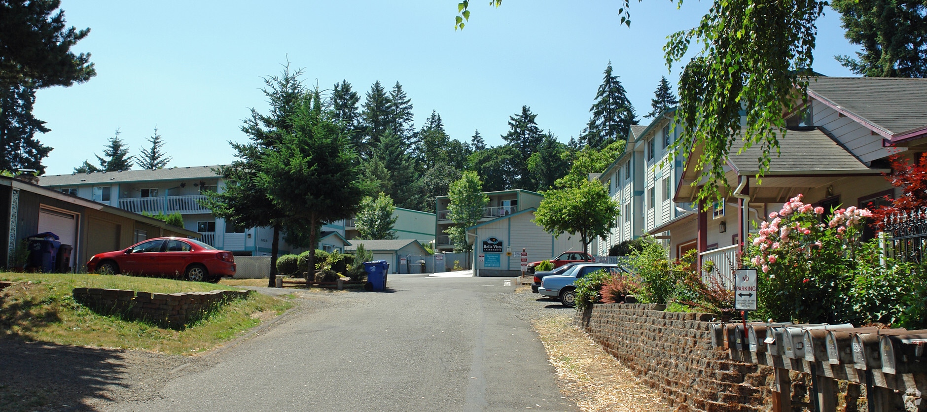 Bella Vista Apartments - Bella Vista Apartments