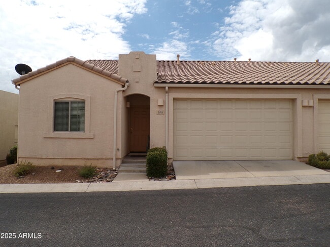 Building Photo - 1765 Manzanita Dr Rental