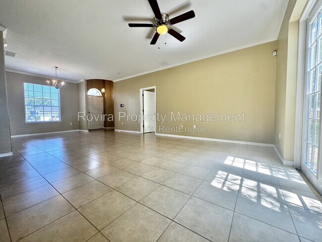 Photo - 806 Palermo Ct