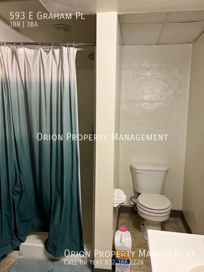 Photo - 593 E Graham Pl