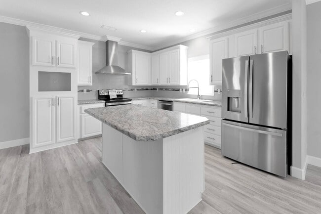 Building Photo - 3266 Walden Shores Blvd