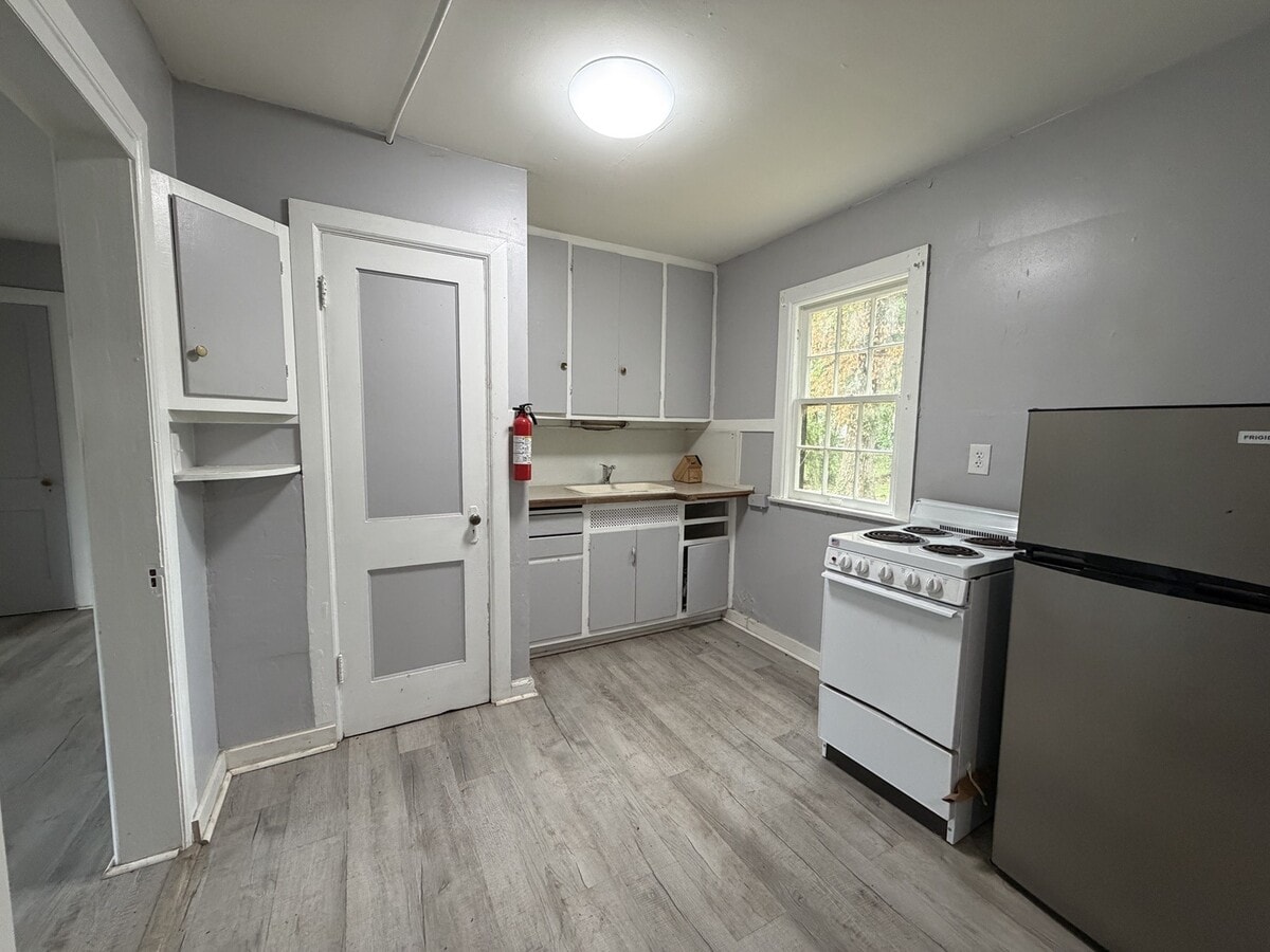 Photo - 55175 Moss Rd