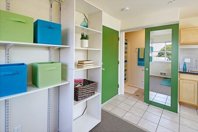 Photo - Fiora by aPodment Suites