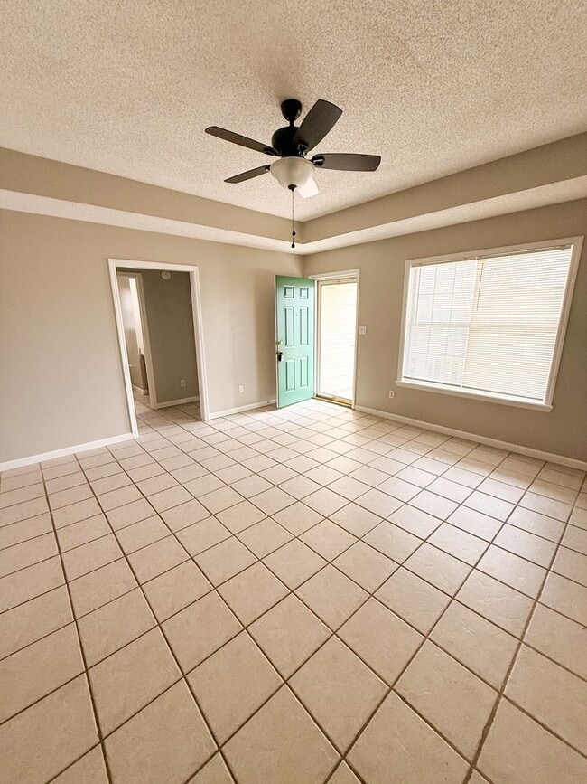 Photo - 3944 Heatherwoods Dr