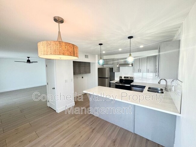 Photo - 73525 Shadow Mountain Dr Unidad 5