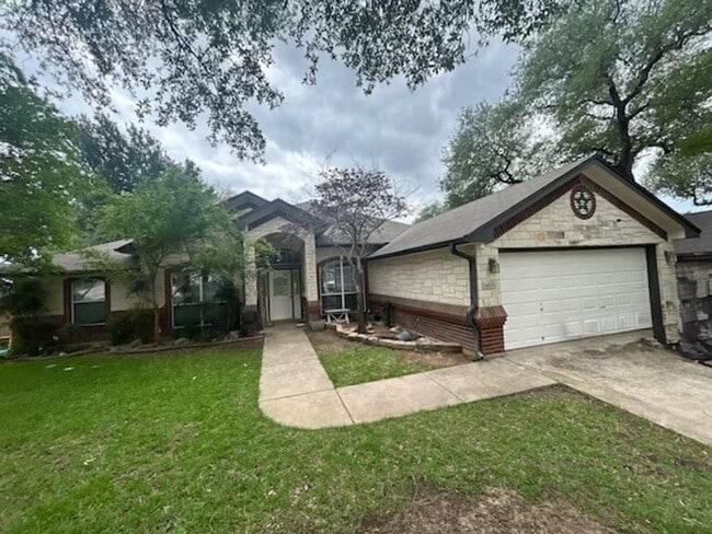 Building Photo - Looking for a home in a cul-de-sac