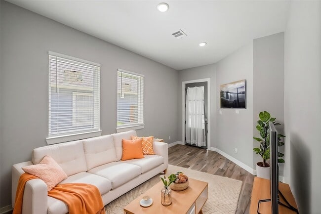 Photo - 17807 Glenwolf Dr