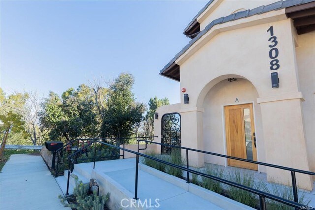 Photo - 1308 Stevens Ave Unidad D