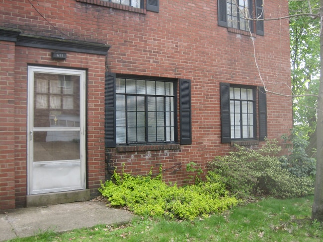 Building Photo - 611 Tingley Ave Rental