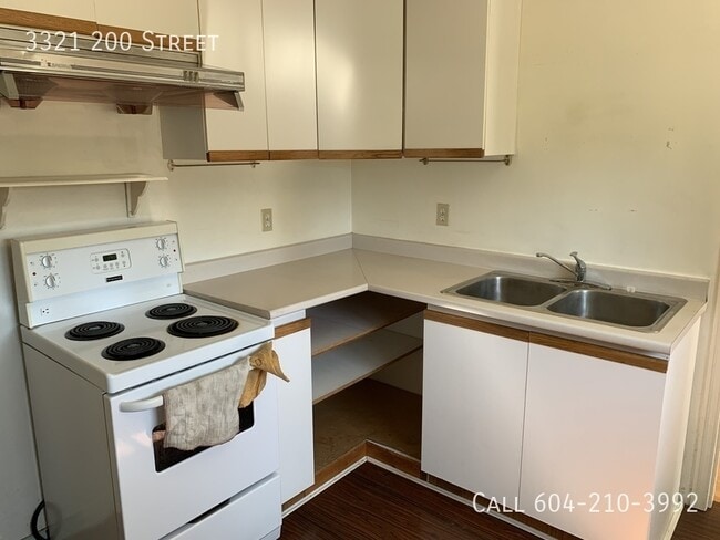 Photo - Charming Home on Acreage