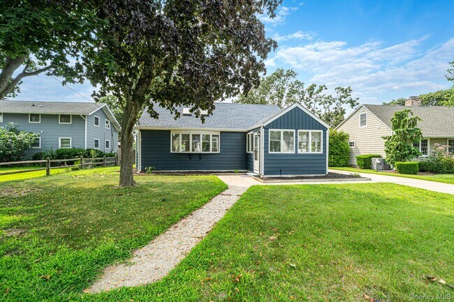 7 Oak Dr