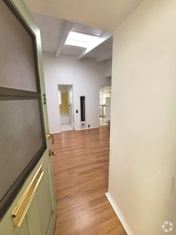 Building Photo - 1227 17th St Rental