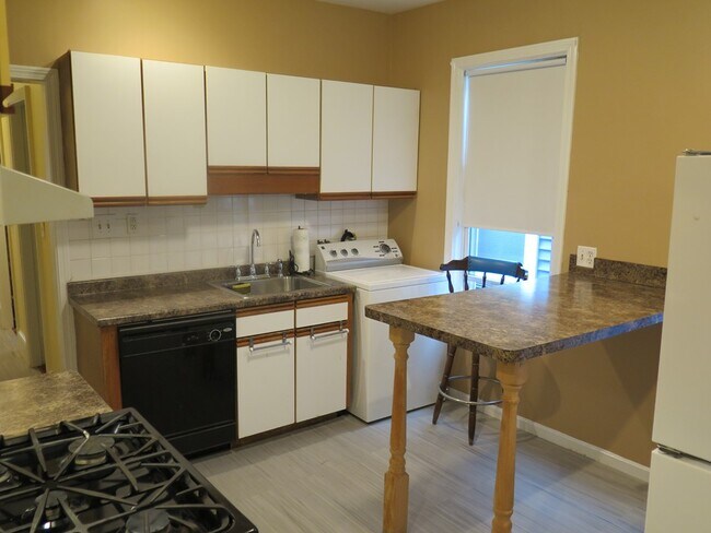 3 Carson St Unit 3