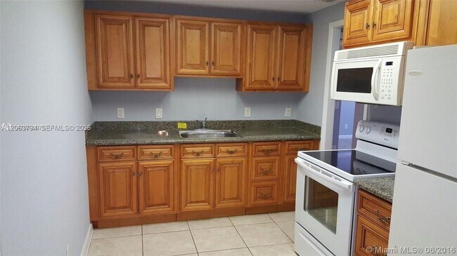 Photo - 7142 Southgate Blvd Unit 7142