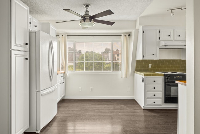 Photo - 8130 Redlands St Unit 12