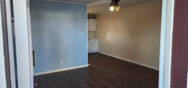 Photo - 123 Keystone Plz Unidad 123 Keystone Plaza