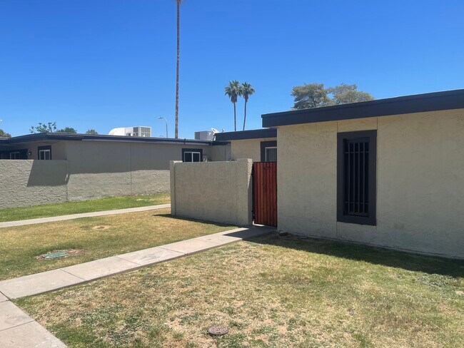 Front - 830 S Dobson Rd Apartments Unit 22